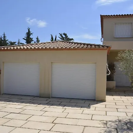 Spacieuse Avec Piscine Et Grand Jardin Montarnaud